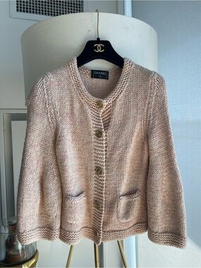 CHANEL Pink-Blend Tweed Cardigan with Gold Buttons
